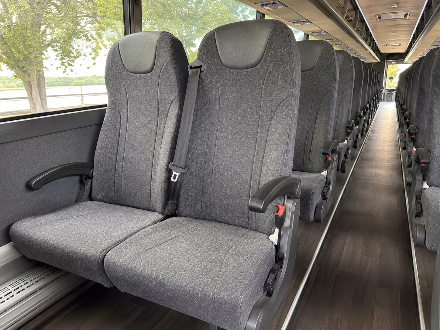 comparing largo buses made simple