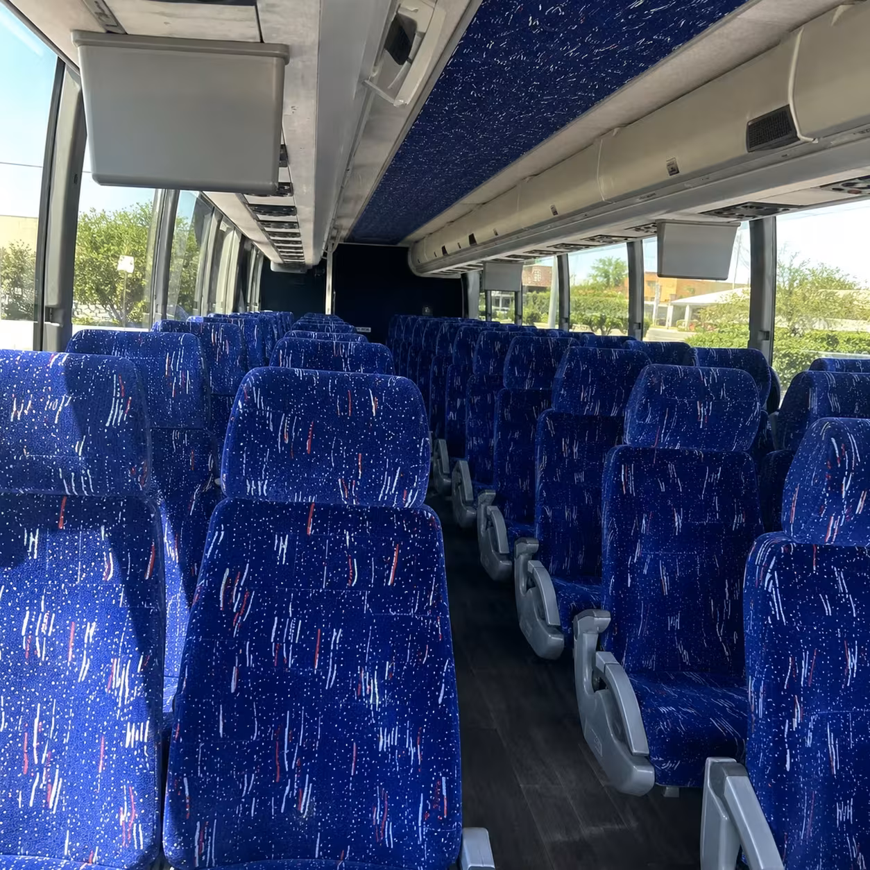 largo prom charter buses for large high school groups